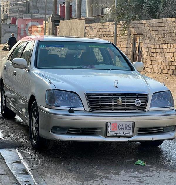 Toyota Crown 2000 for sale in Iraq - Ad Dayr
